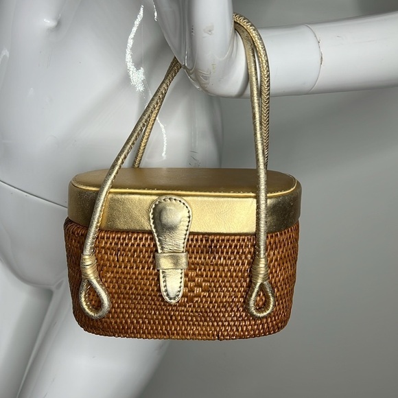 Elliot Lucca Tightly Woven Straw and Gold Leather Small Structured Basket Bag - Picture 3 of 10